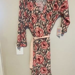 Lularoe Michelle wrap dress